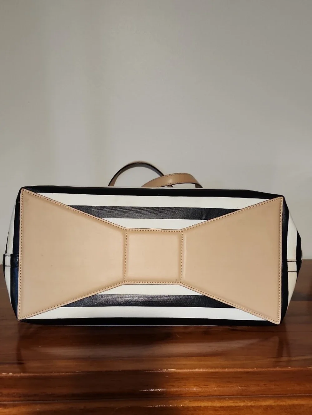 kate spade Splash Out Black & White Striped Tote with Red Sunglasses